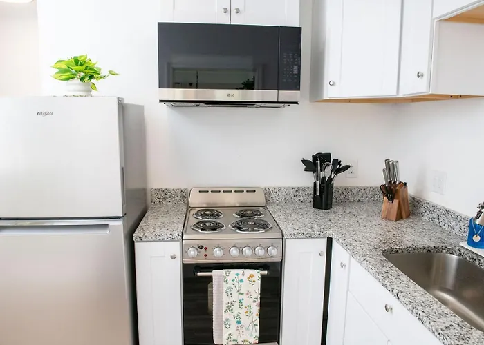Gulf Coast Escape • Grill + Cornhole • Workspace * Clearwater Beach